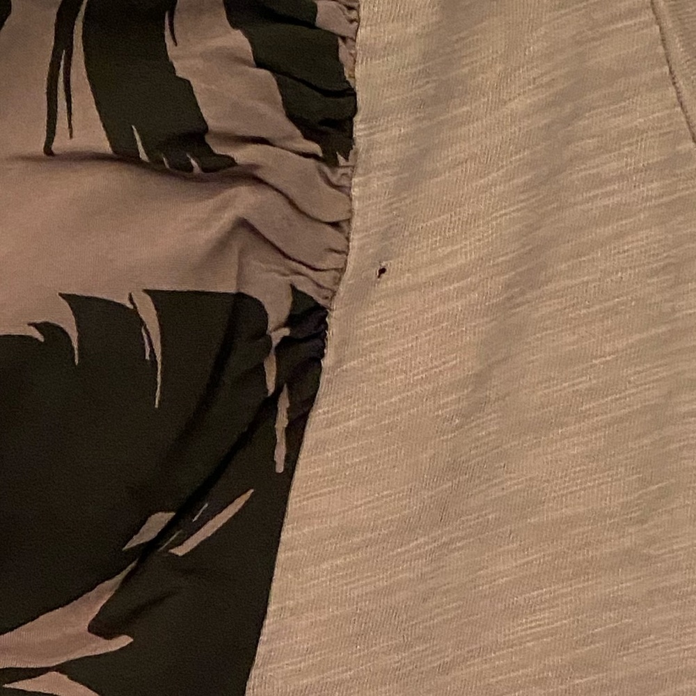 Anthropologie t.la Puffy Camo Women’s Brown Green Moss Cotton Sleeve Tee Size XS - Picture 10 of 11